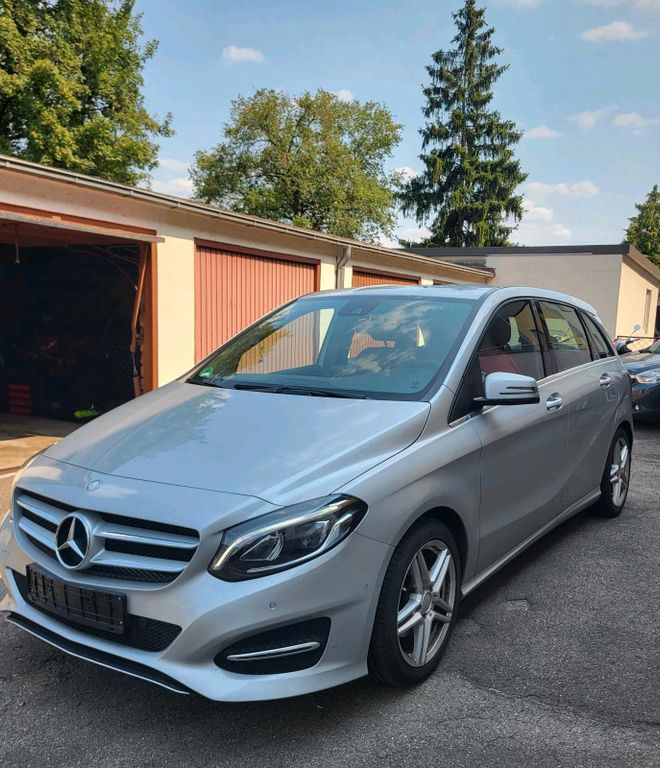 Image of Mercedes-Benz B 200