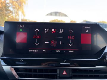 Citroën C4 Feel PT130 EAT8 °LED°Navi°RFK°SHZ°Tempomat°