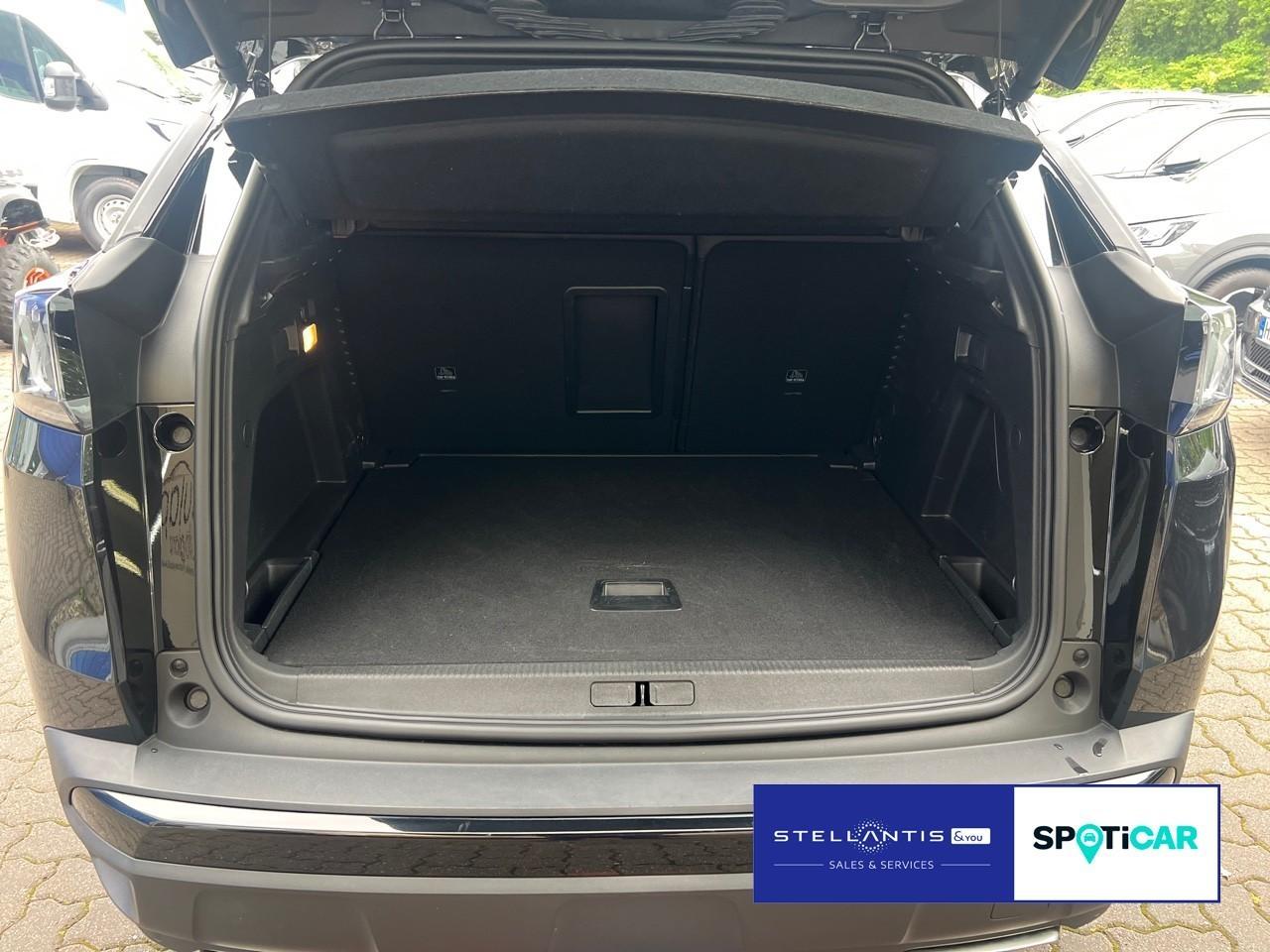 Peugeot 3008 1.2 PureTech 130 GT *Pano*AppleC*Shz*