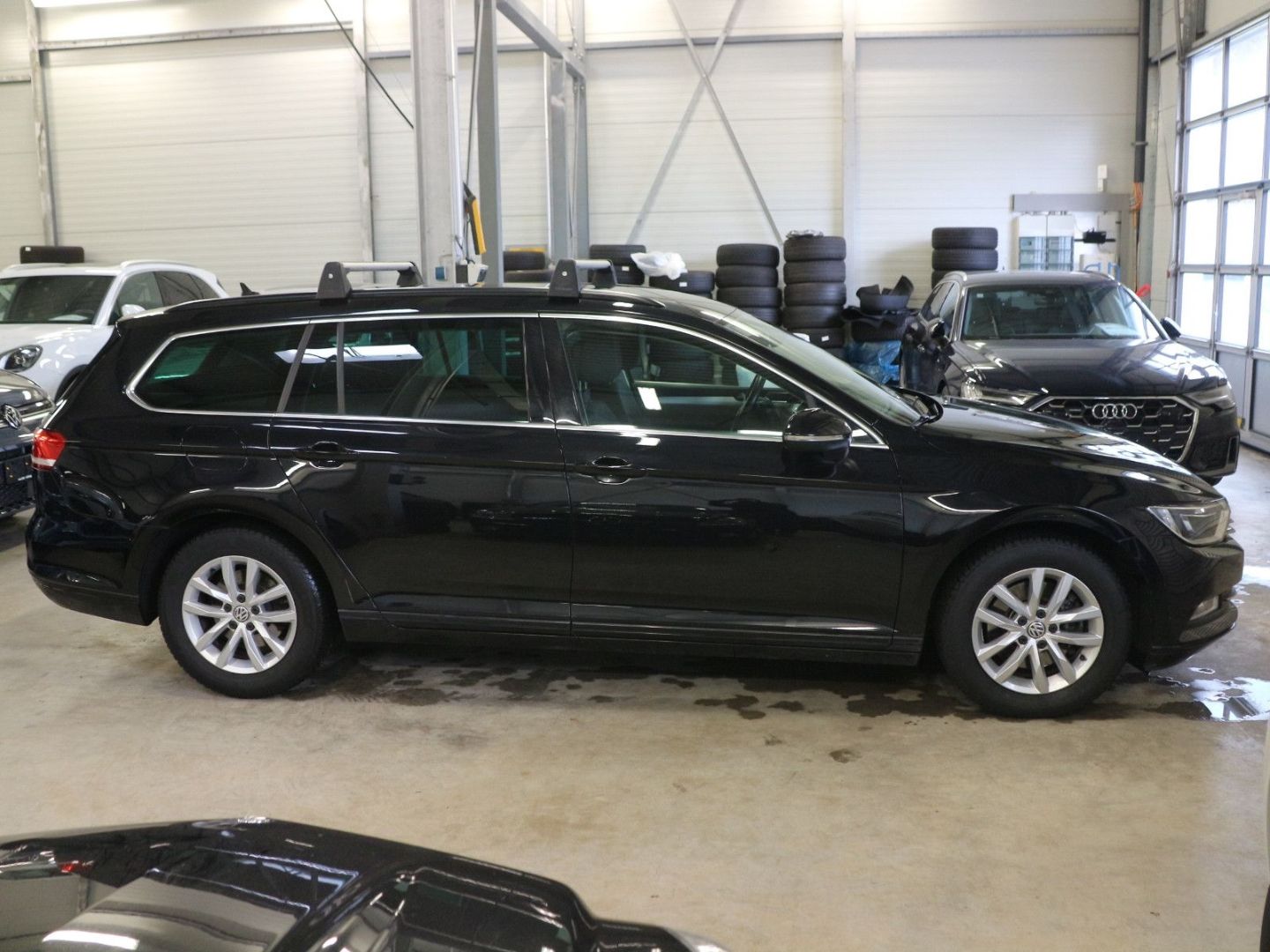 Fahrzeugabbildung Volkswagen Passat Comfortline DSG ACC DAB AID Kamera SHZ