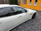 Maserati Quattroporte 4.7 V8 S Automatik S - Maserati Quattroporte mit Schiebedach