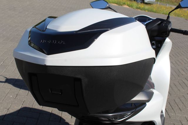 Honda SH150i