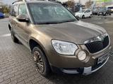 Skoda Yeti /Automatik/ Scheckheft/ PDC/SHZ/Vieles Neu! - Skoda Yeti: Braun