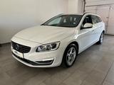 Volvo V60 4D Kombi Momentum *Navi * - gebrauchte Volvo V60 aus dem Jahr 2015