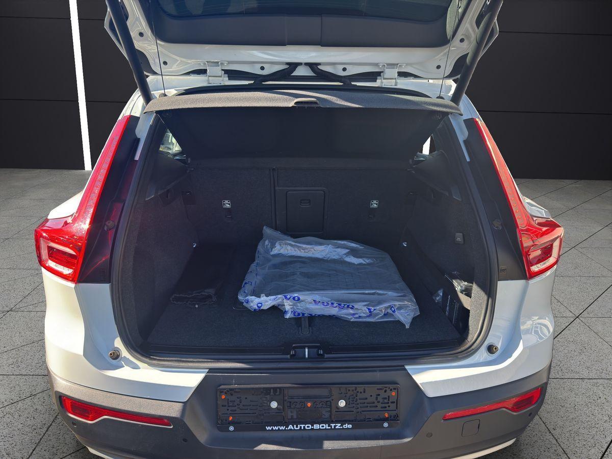 Volvo XC40 Momentum 2WD LEDER KAMERA LED SITZH MEMORY