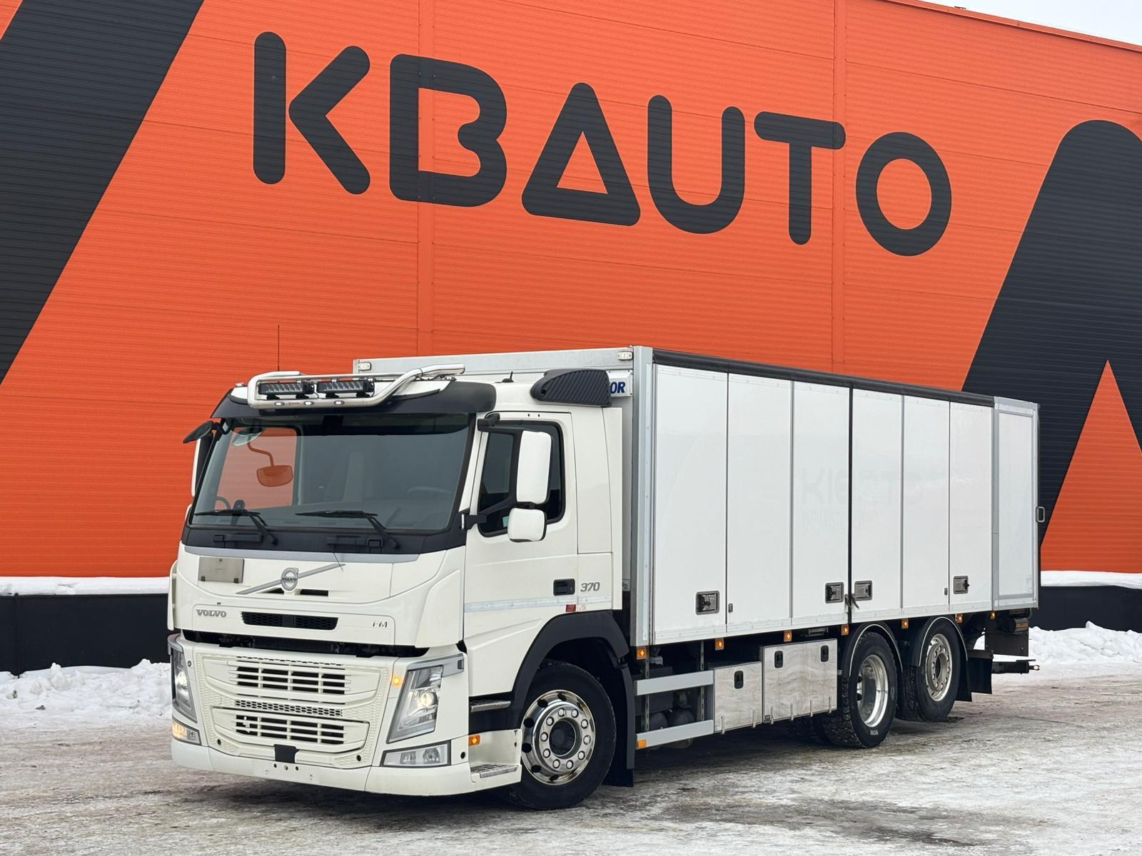 Volvo FM 370 6x2*4 BOX L=7257 mm