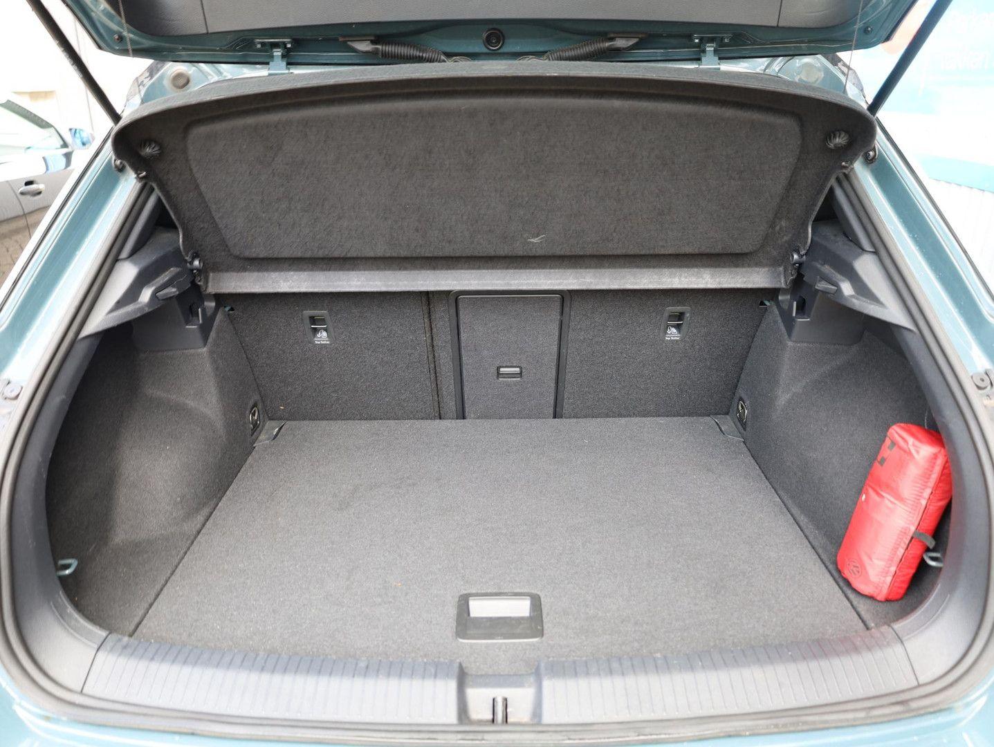 Volkswagen T-Roc R-Line 2.0 TSI 4Motion Panodak Standheiz, миниатюра 22