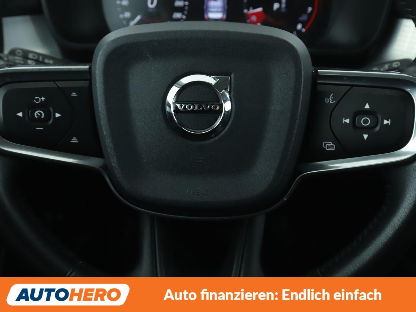 Volvo XC40 1.5 Momentum 2WD Aut.*LED*SPUR*CAM*PDC*SHZ*