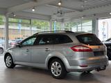 Ford Mondeo Turnier Trend*AUTOMA.*KLIMAAUT.*AHK*PDC* - Ford Mondeo aus 2009: Kombi