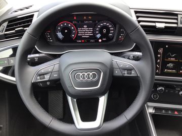 Audi Q3 - 6