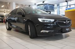 Fahrzeugabbildung Opel Insignia B GS 1.6T BUS INNOVATION LED/NAVI/LEDER