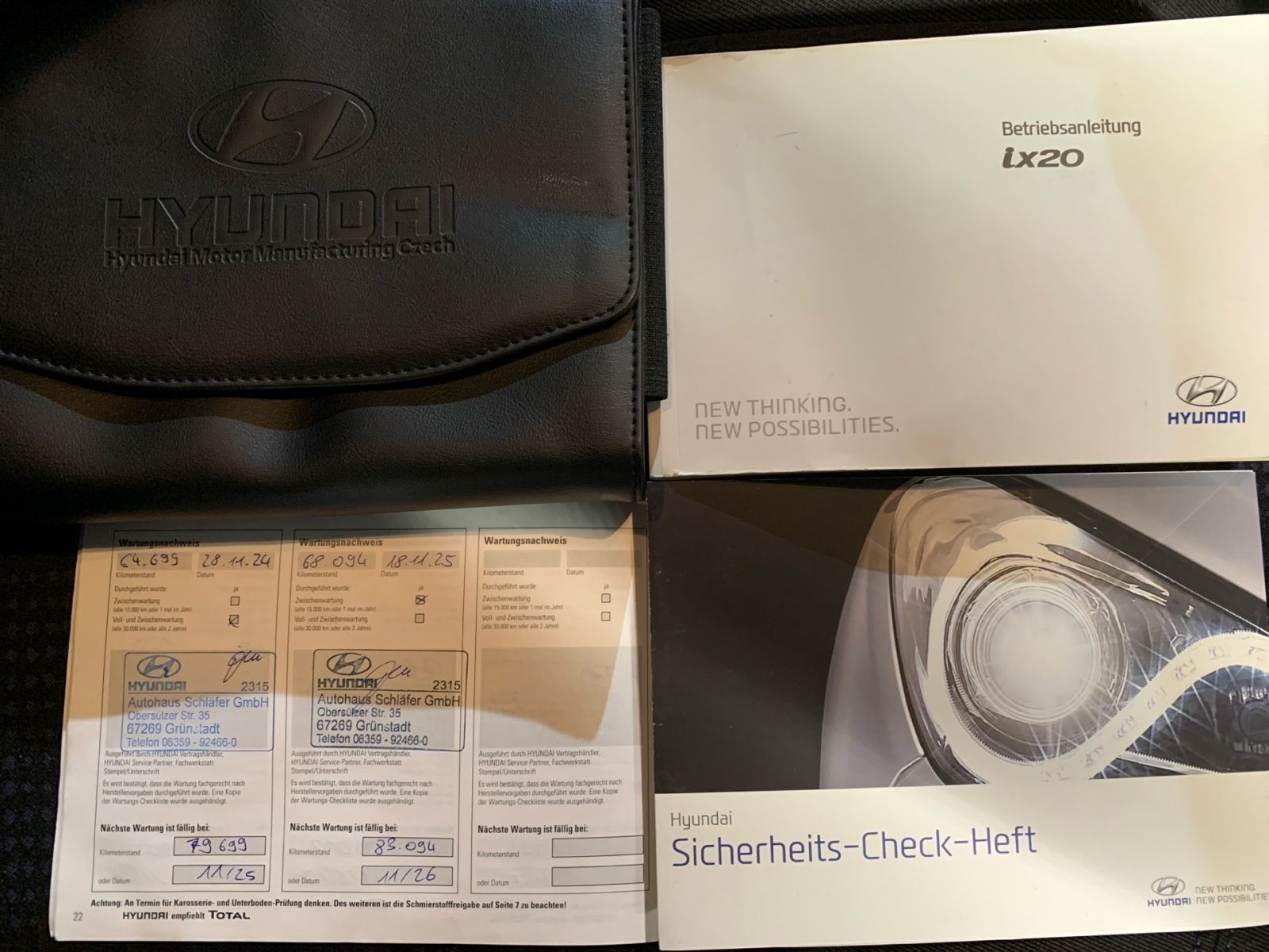 Fahrzeugabbildung Hyundai ix20 1.4 FIFA World Cup Edition PDC SHZ