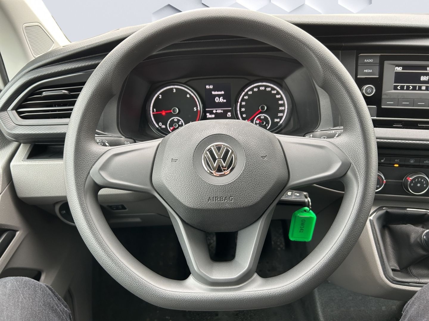 T6.1 Transporter Kasten kurzer Radstand AHZV PDC