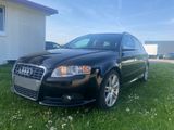 Audi S4 Avant 4.2 quattro/Klima/Leder/Xeno - Audi S4 aus 2006: Kombi