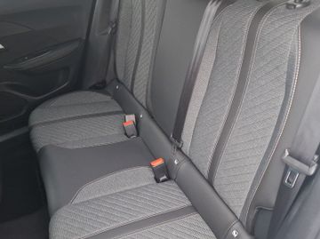 Peugeot 2008 Allure 1.2 PureTech 130 LED+SHZ+Alcant.+PDC