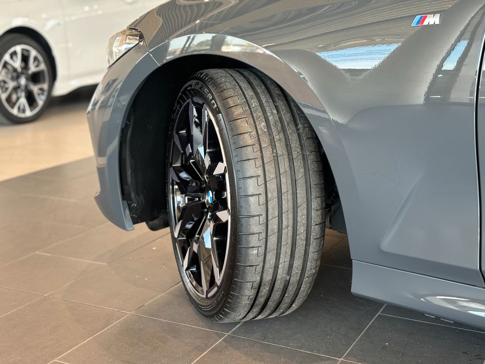 BMW 320i Touring Auto Navi Tempom.aktiv Bluetooth foto 4