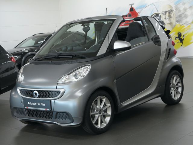 Smart fortwo cabrio MHD MATTLACK/SERVO/SHZ/NAVI/U-FREI