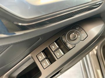 Ford Focus Turnier ST-Line  1,0l Gar.bis 012029!*