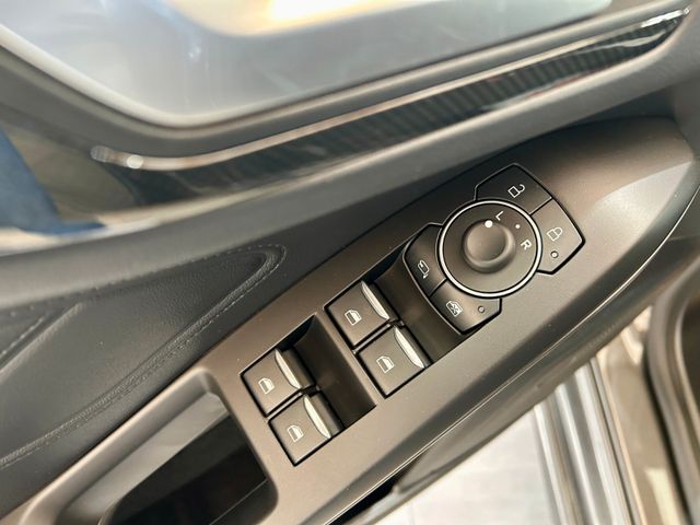 Ford Focus Turnier ST-Line  1,0l Gar.bis 012029!*