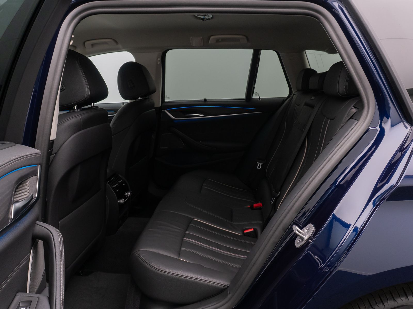 Fahrzeugabbildung BMW 530e Luxury Line DAB Laser 4*Klima Kamera Sport