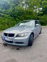 BMW 318i Touring e92 - BMW 318 aus 2008: Kombi