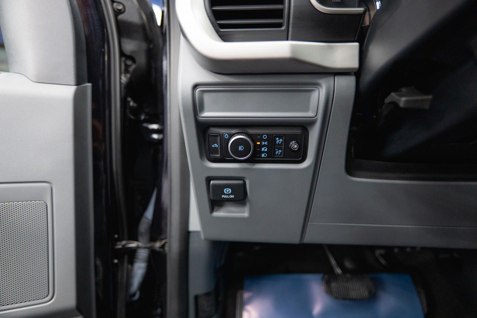 Fahrzeugabbildung Ford F150 5.0L V8 4x4 Offroad SuperCab RAPTOR 19%