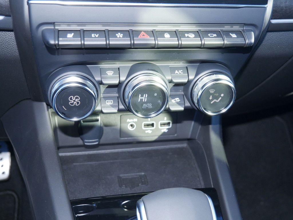 Fahrzeugabbildung Renault Arkana Esprit Alpine E-Tech 145 KAMERA ACC LED
