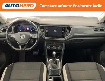 Volkswagen T-Roc - 8