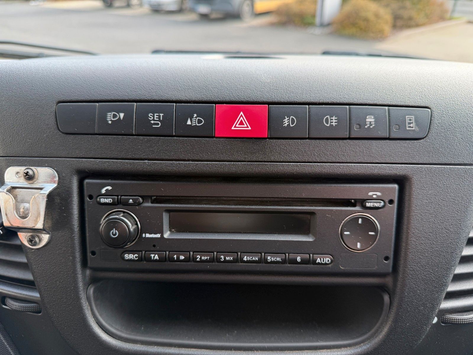 Fahrzeugabbildung Iveco Daily 65C17 Müllwagen *Zoeller Micro HG*