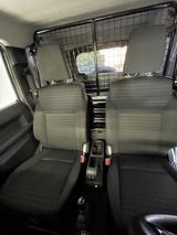 Suzuki Jimny 1.5 Comf.+/8-fach Reif., Sitzumbau >190cm - gebrauchte Suzuki Jimny aus dem Jahr 2021