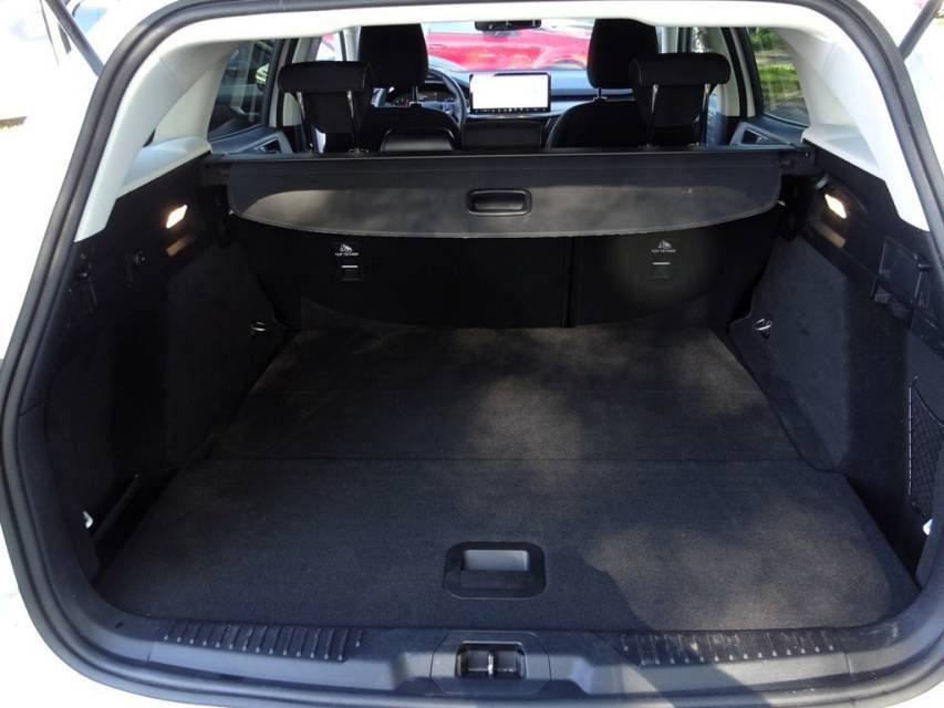 Fahrzeugabbildung Ford Focus Turnier 1.0 EcoBoost Mild-Hybrid Titanium