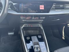 AUDI A3 Sportback 35 TDI S-line LED Navi virtual Rfk AUDI A3 Sportback 35 TDI S-line LED Navi virtual Rfk