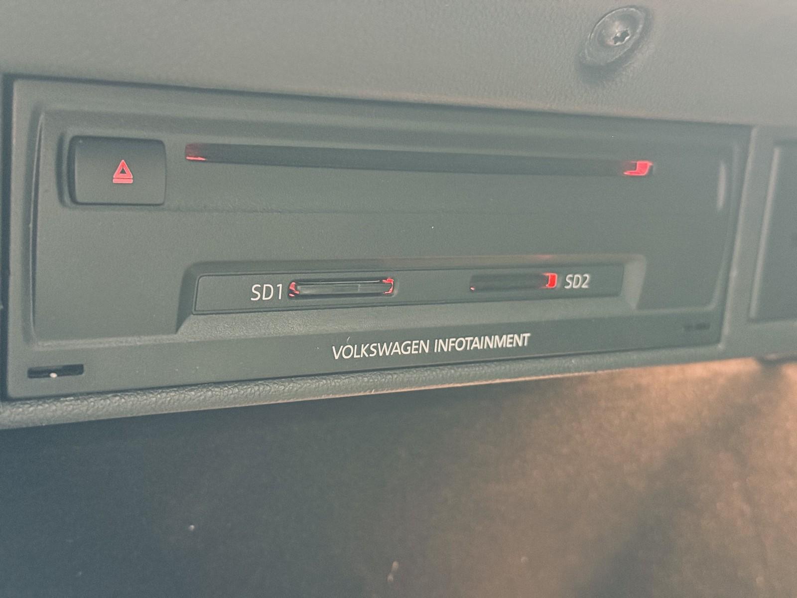 Volkswagen Golf Variant Highline Automatik |AHK|NAVI|KAMER|