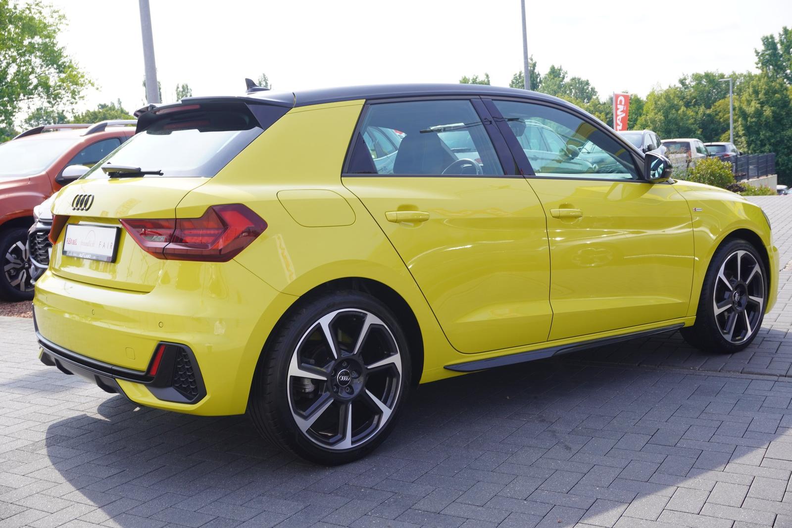 Audi A1 SB 30 1.0 TFSI S-Line LED Keyless Bluetooth