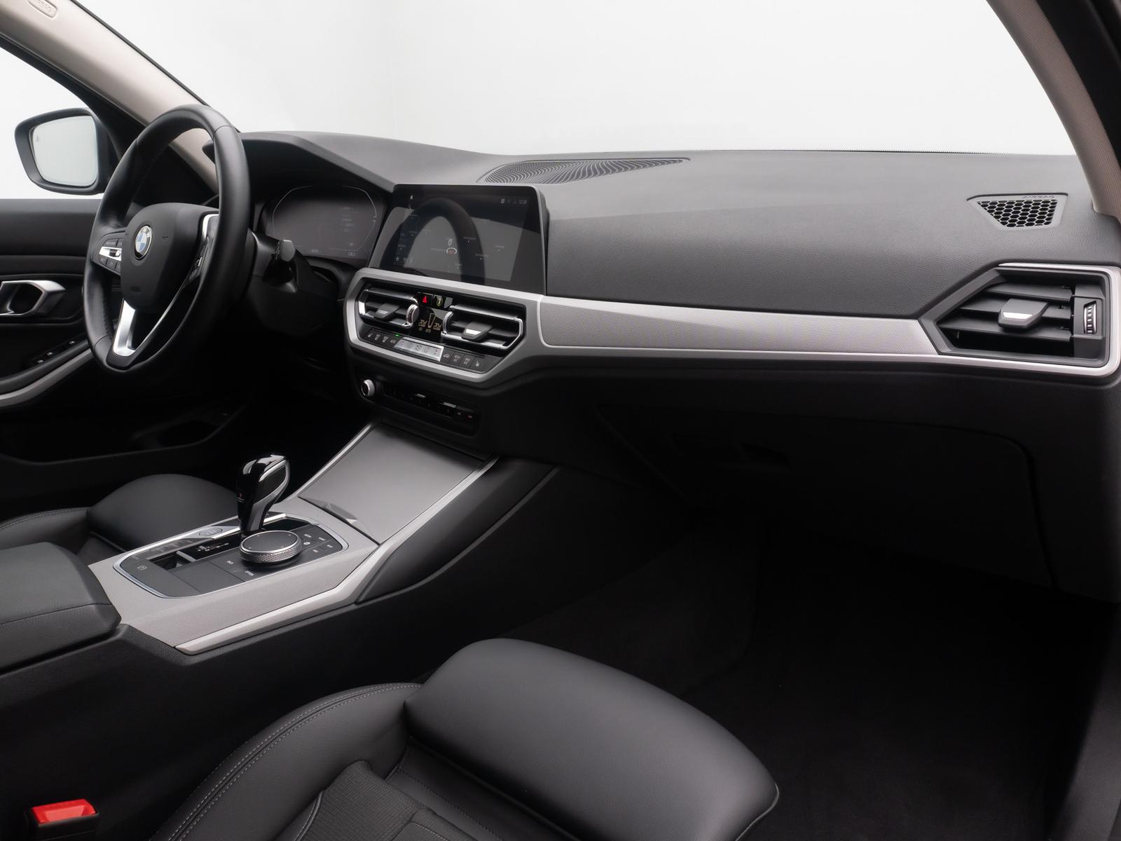 BMW 3 Series d DAB CockPitPro Fernlichtassist PDC Sport, миниатюра 24