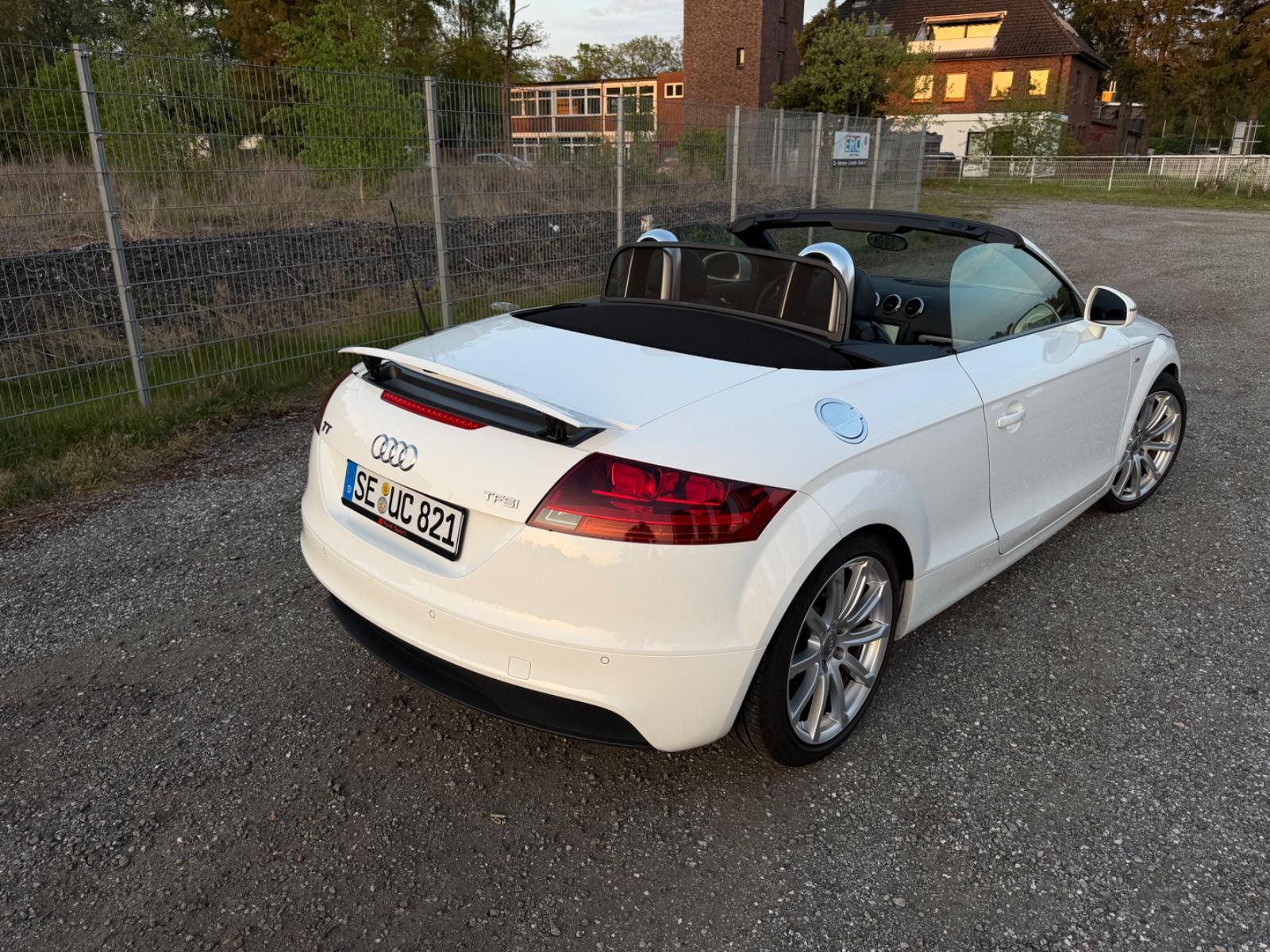Audi TT Roadster 1.8 TFSI S-line