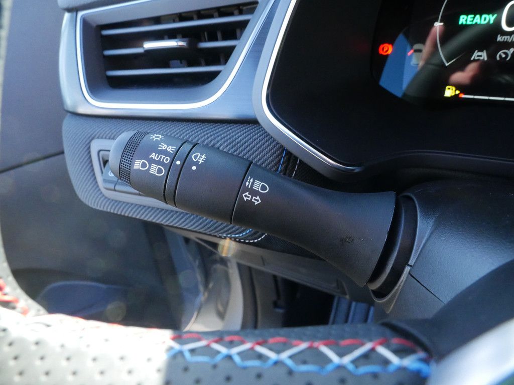 Fahrzeugabbildung Renault Captur Esprit Alpine E-Tech Full Hybrid 145