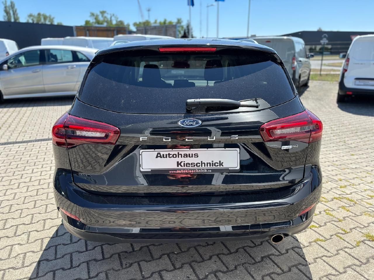 Fahrzeugabbildung Ford Focus Turnier Titanium