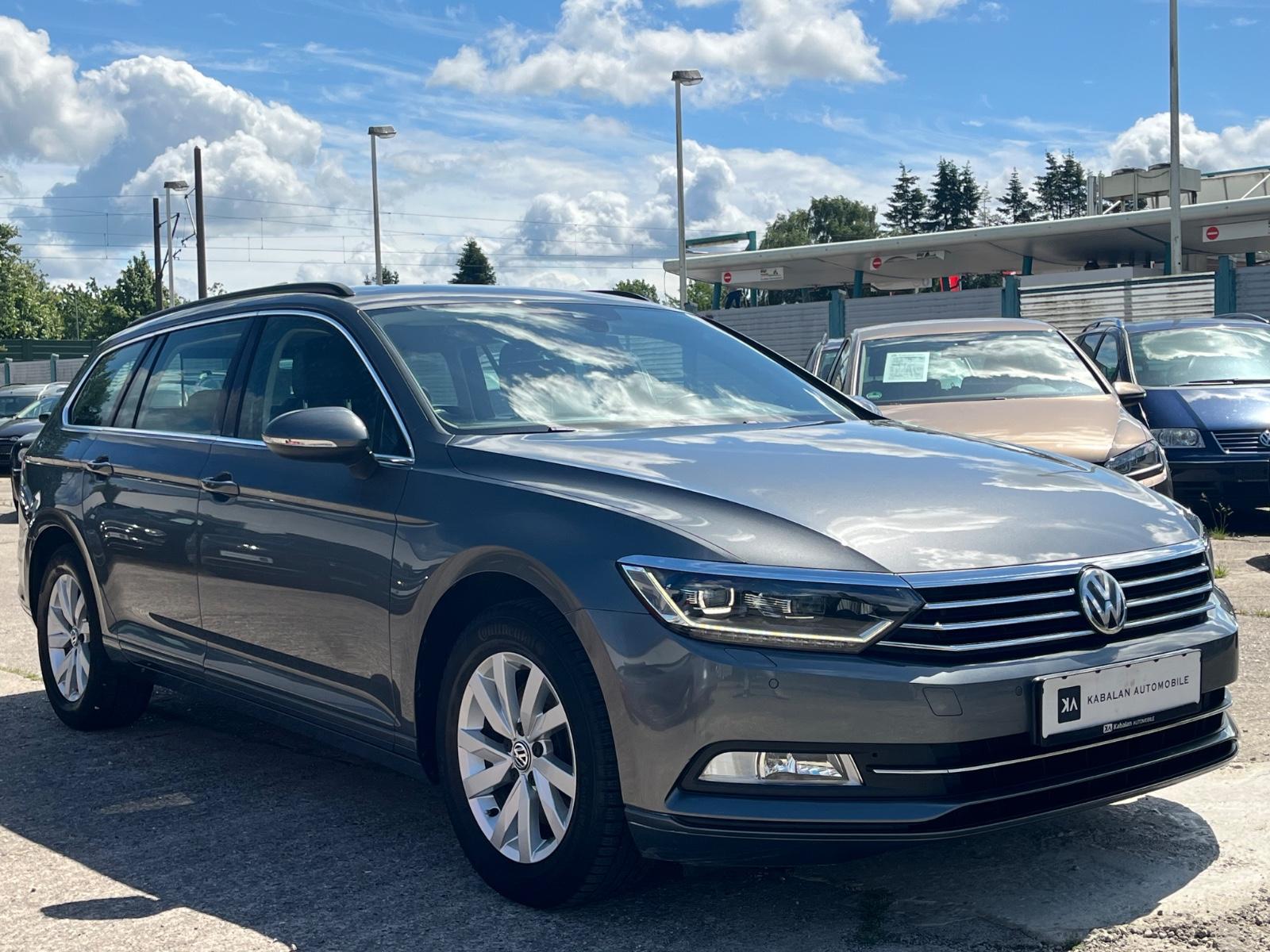 Volkswagen Passat Variant Highline°LED°AHK°Massage°S.-Heft