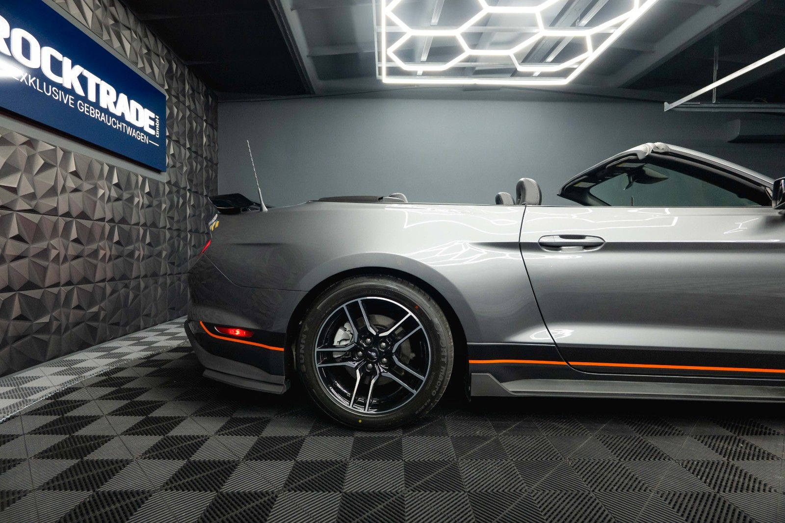 Fahrzeugabbildung Ford Mustang Shelby 500 GT Cabrio MACH 1 PREMIUM 19%