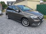 Mercedes-Benz B 220 CDI Automatik mit sehr guter Ausstattung  - Mercedes-Benz B 220 aus 2013