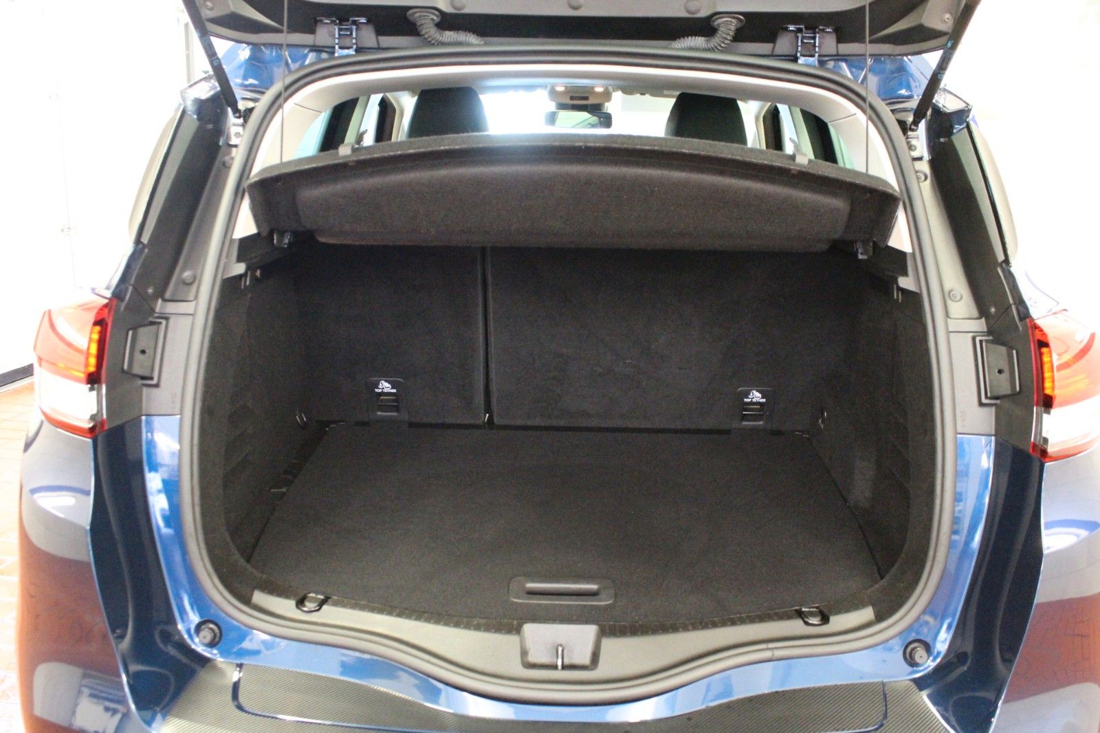 Fahrzeugabbildung Renault Scenic TCe 140Limited Edition*Sitzhzg*AHK*