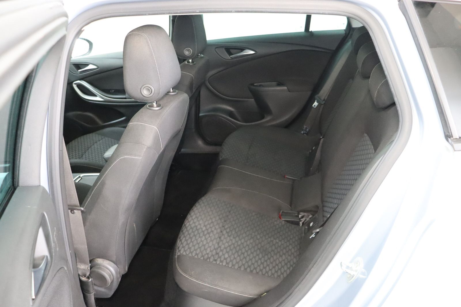 Fahrzeugabbildung Opel Astra K Sports Tourer Active