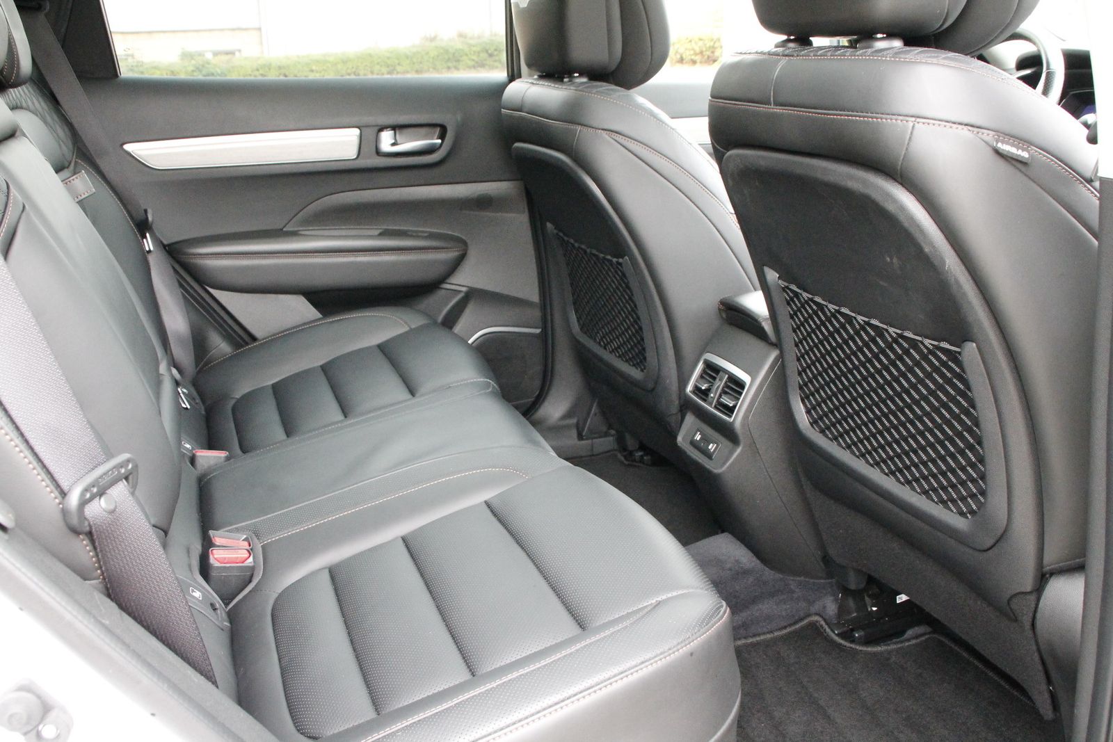 Fahrzeugabbildung Renault Koleos INITIALE PARIS BLUE dCi 185 4WD X-tronic