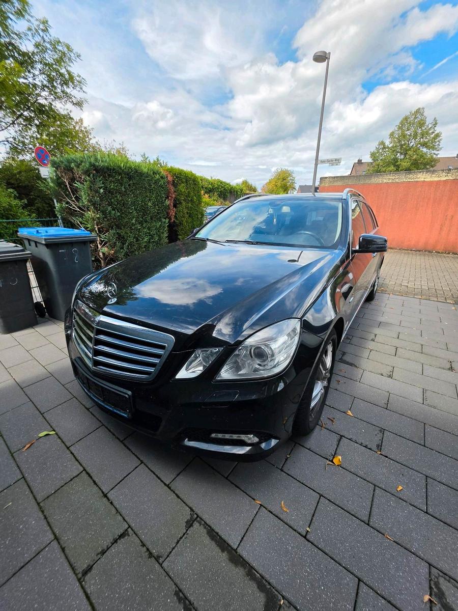 Mercedes-Benz E 200