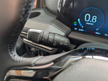 Ford Tourneo Custom Tit. 2.0 L1 NEUES MODELL