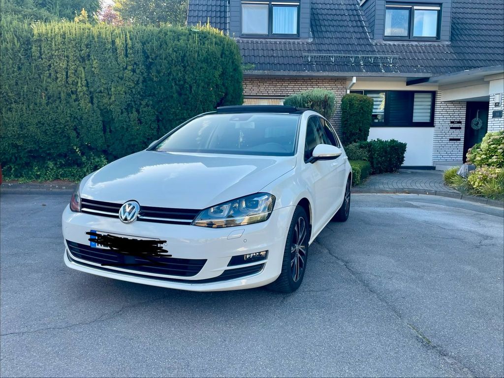 Image of Volkswagen Golf