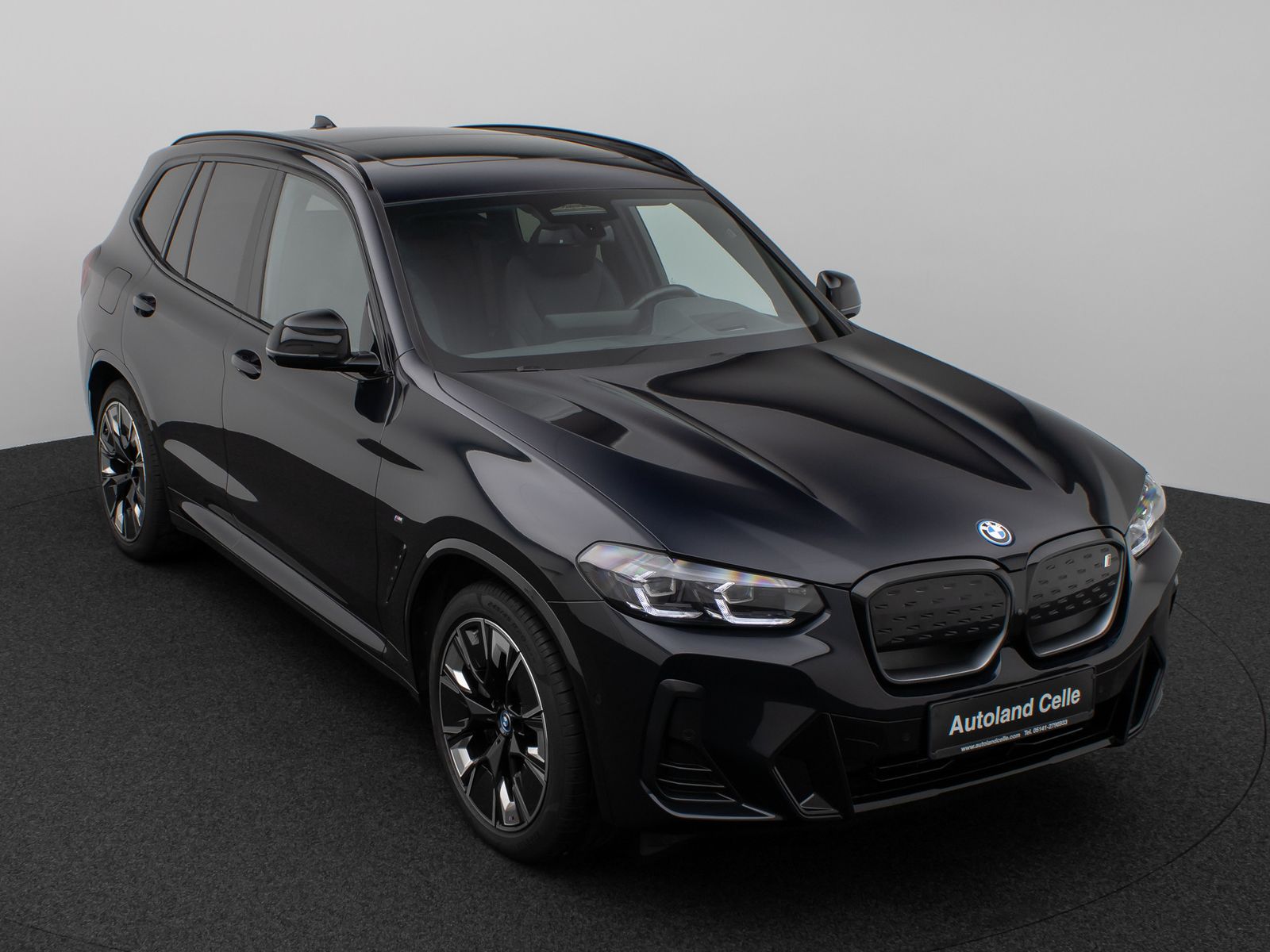 Fahrzeugabbildung BMW iX3 Impressive M Sport Panorama 360°HUD DAB H/K