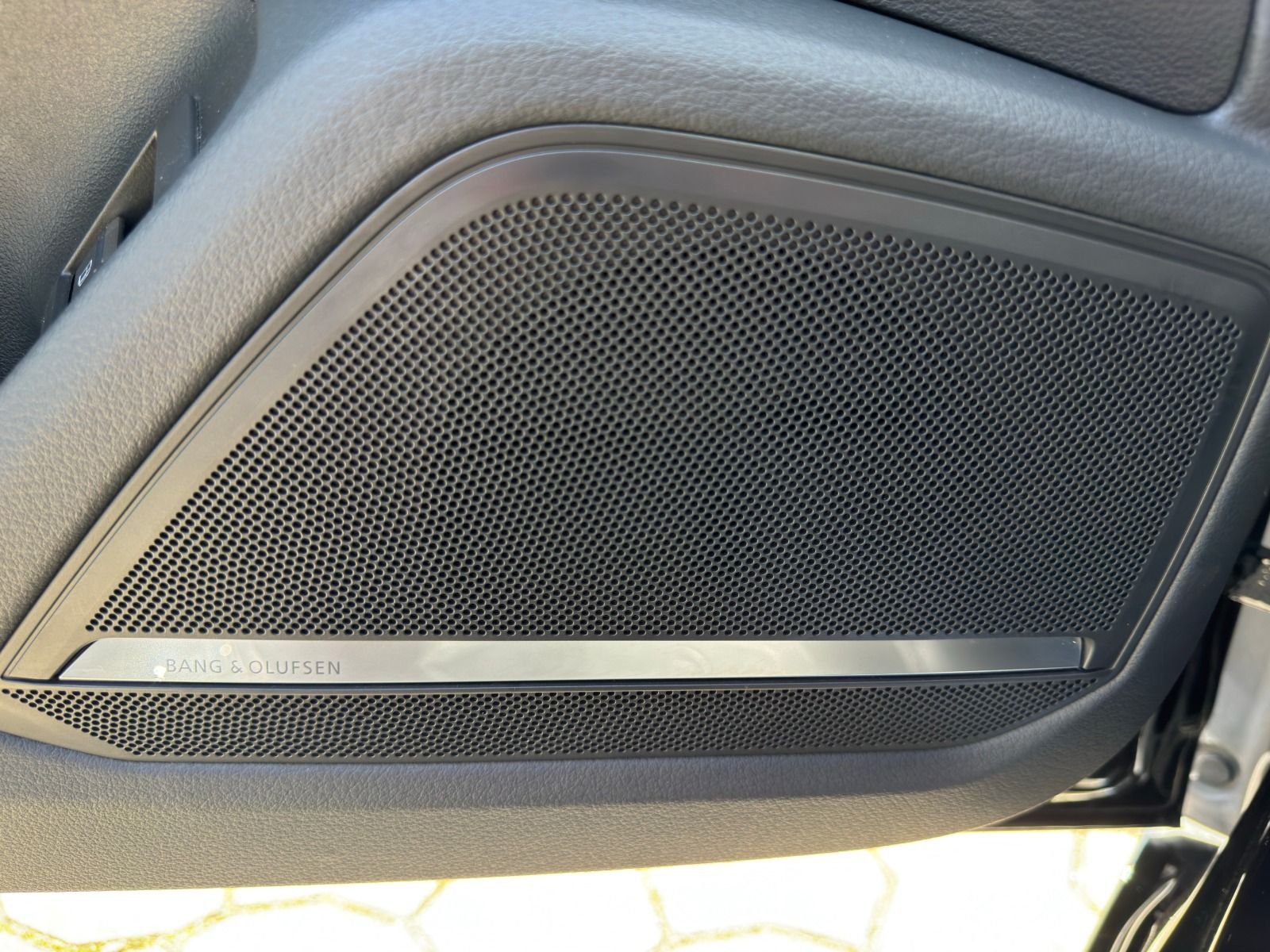 Fahrzeugabbildung Audi A6 55e qauttro S-Line*360°Cam*20Zoll*B&O*Pano*HD