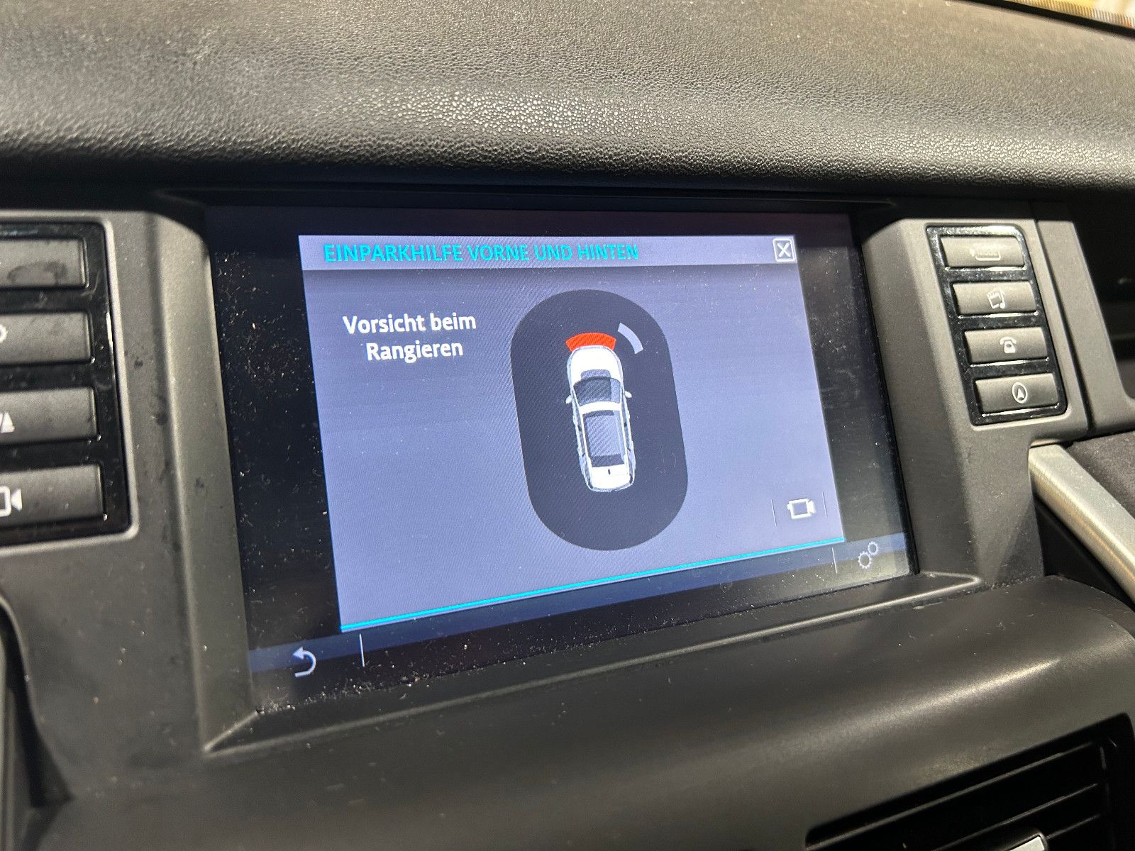 Fahrzeugabbildung Land Rover Discovery Sport SE AWD/PANO/ACC/NAVI/KAMERA/SHZ